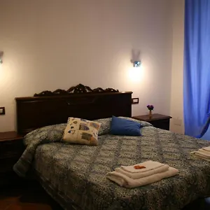  Frühstückspension Duca D'aosta Italien